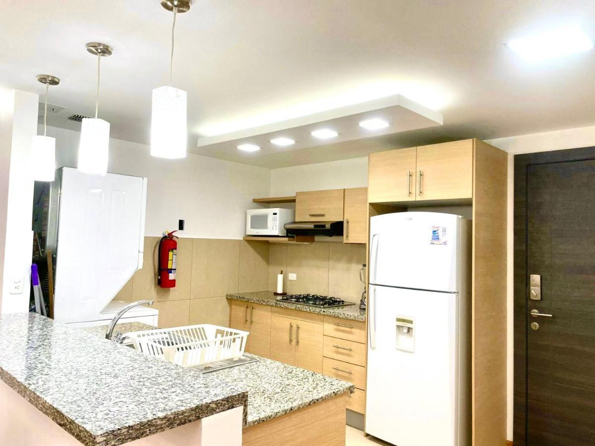 Itsahome Apartments - Torre Seis キト エクステリア 写真