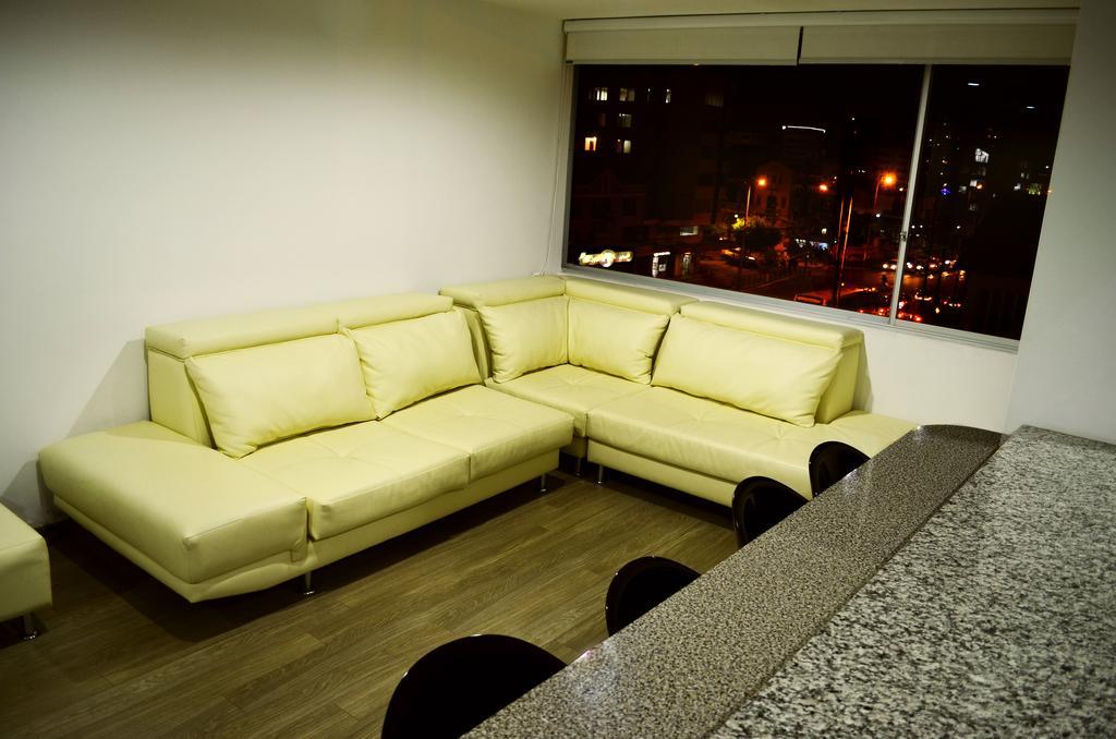 Itsahome Apartments - Torre Seis キト 部屋 写真